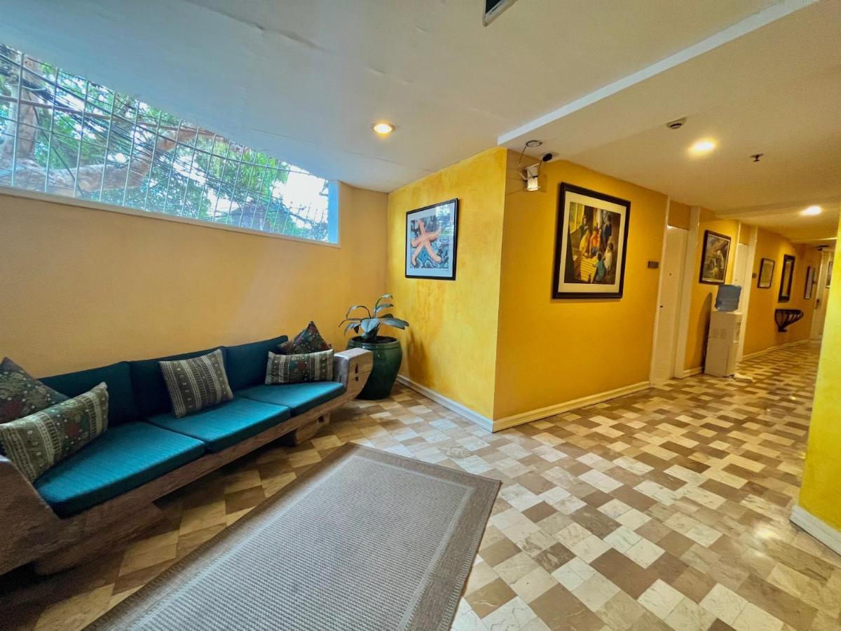 โคโค่ กรันเด โฮเต็ล Hotel Dumaguete City ภายนอก รูปภาพ