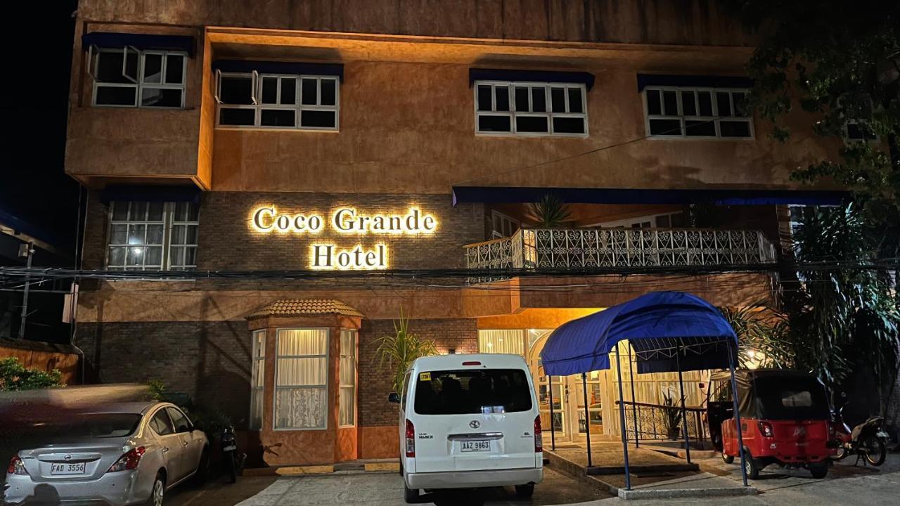 โคโค่ กรันเด โฮเต็ล Hotel Dumaguete City ภายนอก รูปภาพ