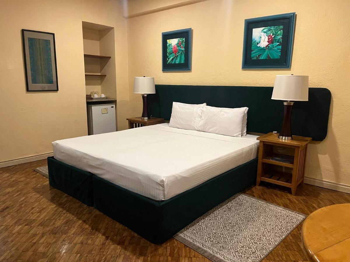 โคโค่ กรันเด โฮเต็ล Hotel Dumaguete City ภายนอก รูปภาพ