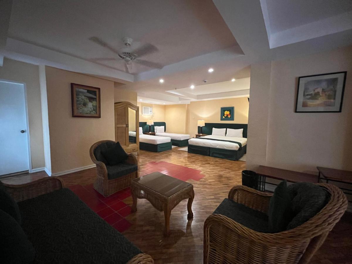 โคโค่ กรันเด โฮเต็ล Hotel Dumaguete City ภายนอก รูปภาพ